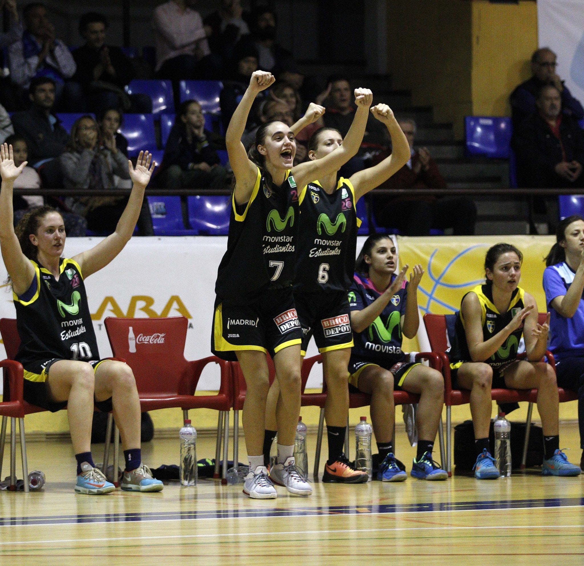 Las “women in black” vencen a UCAM Jairis en un thriller (59-55)