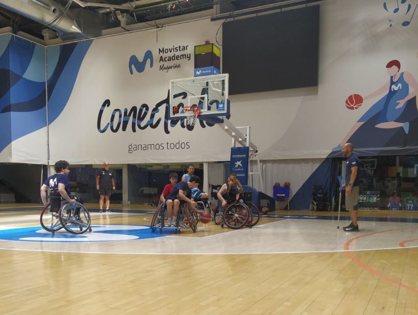 La Fundación Estudiantes celebra el IX campus de baloncesto en silla de ruedas